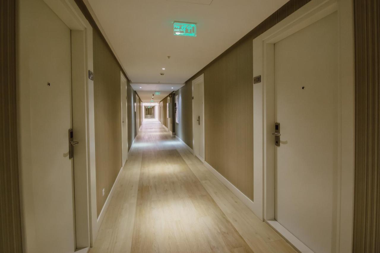 Your Sunshine Apartments バトゥーミ エクステリア 写真