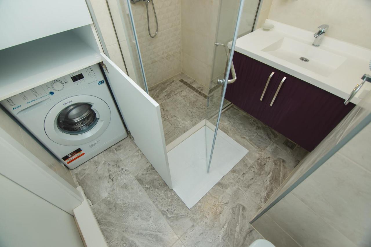 Your Sunshine Apartments バトゥーミ エクステリア 写真